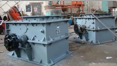 錘式破碎機(jī) jiangtudianzi.com